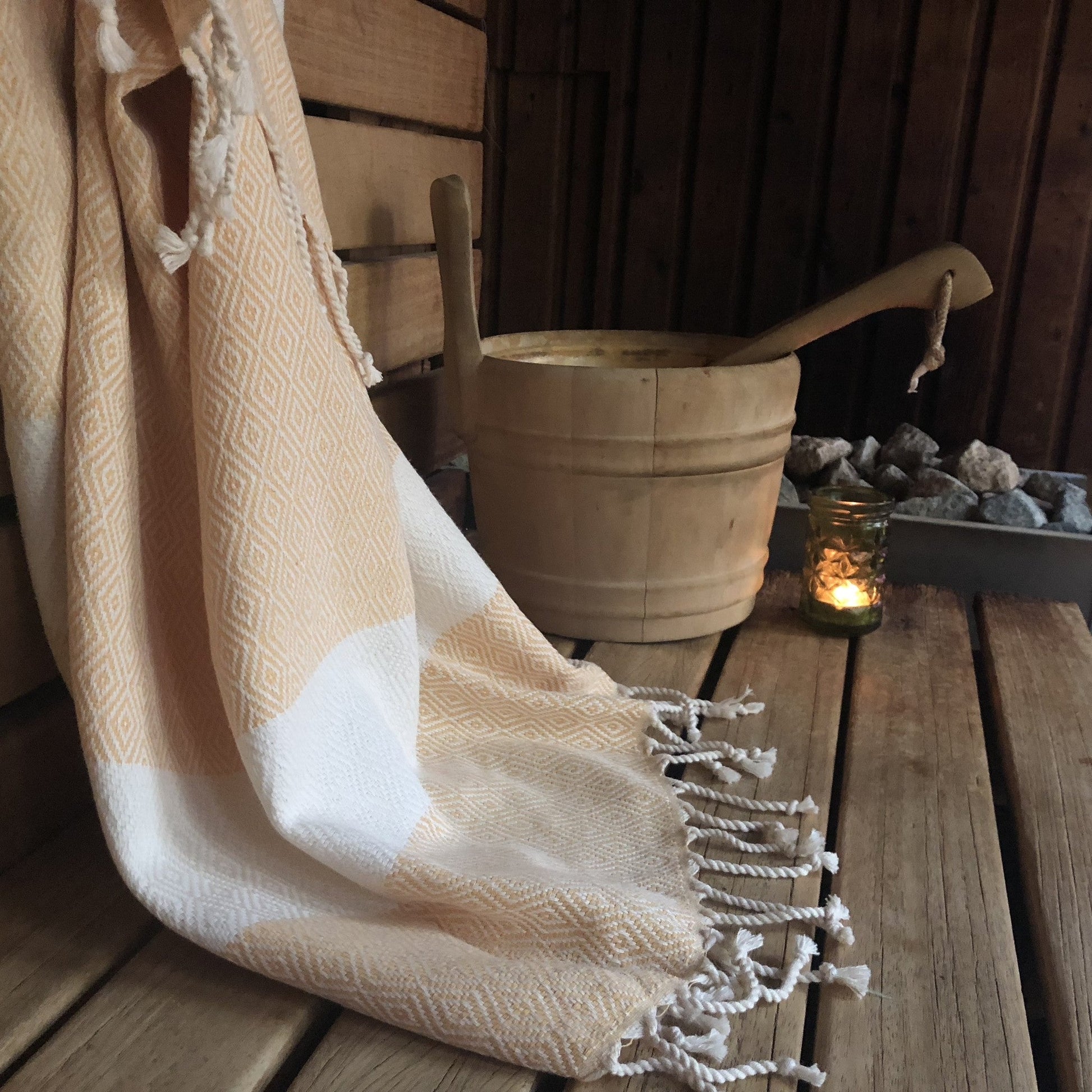 Bath & Body  - Diamond Yellow-1